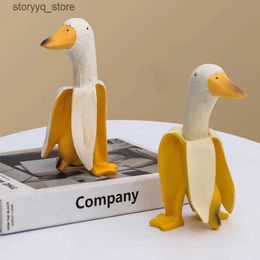 Autres décorations pour la maison Résine Artisanat Artificielle Animal Sculpture Abstrait Fun Spoof Banana Duck Cartoon Duck Figurines décoratives Décoration de la maison Q240229