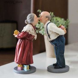 Autre décor à la maison Résine Artisanat Artificielle Figure Sculpture Vieux Couple Vieil Homme Couple Anniversaire De Mariage Figurines Décoratives Décoration De La Maison Q240229