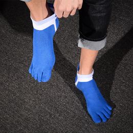 Ander huis textiel nieuwe vijf vingersokken heren pure katoenen sport ademend comfortabel vormgevende anti -wrijvingsheren sokken met tenen