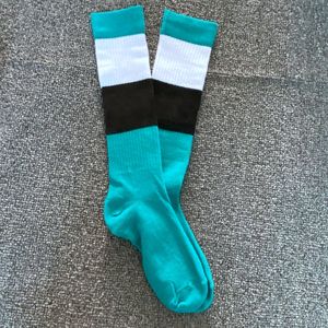 Autres séchoirs ménagers Rose Noir Lettre Stocking sans tag coton respirant séchage rapide Longues chaussettes ZWL258