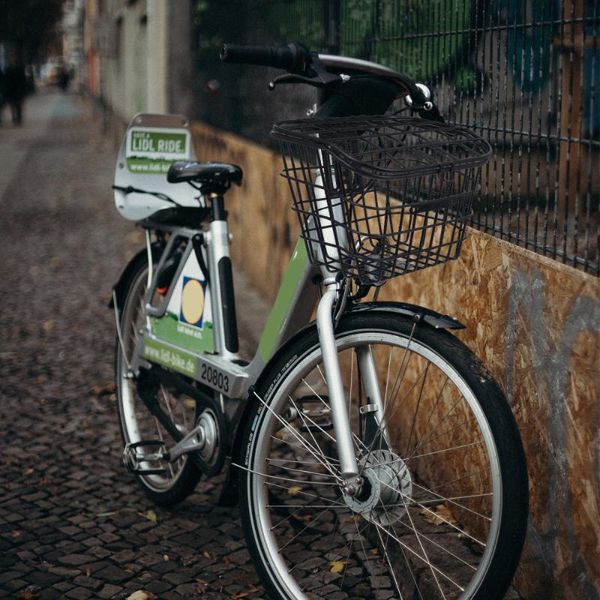 Autres accessoires intérieurs 1PC Panier de rangement avant de vélo Fer avec fourniture de couvercle