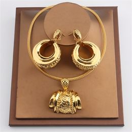 Autres ensembles de bijoux Ensemble de bijoux africains pour femmes Fashion Dubaï Boucles d'oreilles Collier Pendent pour conception de mariée accessoire nigérian d'or 220921