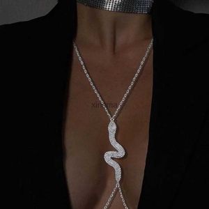 Overige sieradensets Sexy Snake Strass Borstketting Harnas Lichaamssieraden Dames Bikini Kristal Lichaamsketting Rave Kledingaccessoire YQ240204