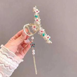 Autres nouveaux coiffures à glands perles cl China Style Retro Flower Hair Clip Barrette Alloy Hairpin Ponytail Clip Crab Hanfu Accessori for Girl