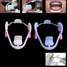 Andere Mondhygiëne 2 stuks 3D Tandheelkundige Mond Opener Orthodontische Intraorale Lip Retractor Tand Wang Expanders Mondhygiëne Tandheelkunde Accessoires 230728