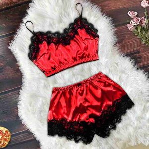 Overige slips Nieuw binnen Sexy lingerie voor dames Grote maten Satijnen kanten hemdje met strik Shorts Pyjama's Nachtkleding Set Dameslingerie YQ240130