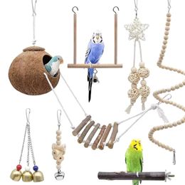 Andere huisdierbenodigdheden 7 stuks vogelspeelgoed set papegaai kokosnoot house swing ladder kauwspeelgoed hangende klokken baars voor conure finch mynah lovebird 221122
