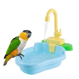 Andere huisdiervoorraden Bird Bath Tub Parrot Automatisch badkuip met kraandouche Bading Feeder Bowl Pool Supply 230816