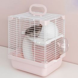 Autres fournitures pour animaux de compagnie Hamster Luxe Petit Pays Villa à double étage Sortir Cage Grain Sawdust Bain Sable Basic 230925