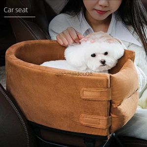 Andere huisdierbenodigdheden Warm Dog Car Soit Bed voor kleine honden Auto zitplaats Cover Puppy Car Carrier voor puppy draagbare hond reizen Safty Seat Transport Cat HKD230821