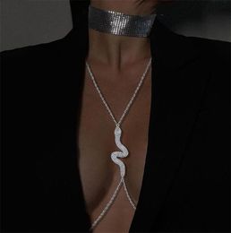 Autre collier de chaîne de poitrine sexy bijoux pour femmes pour les femmes accessoires de vêtements de carrosserie métallique
