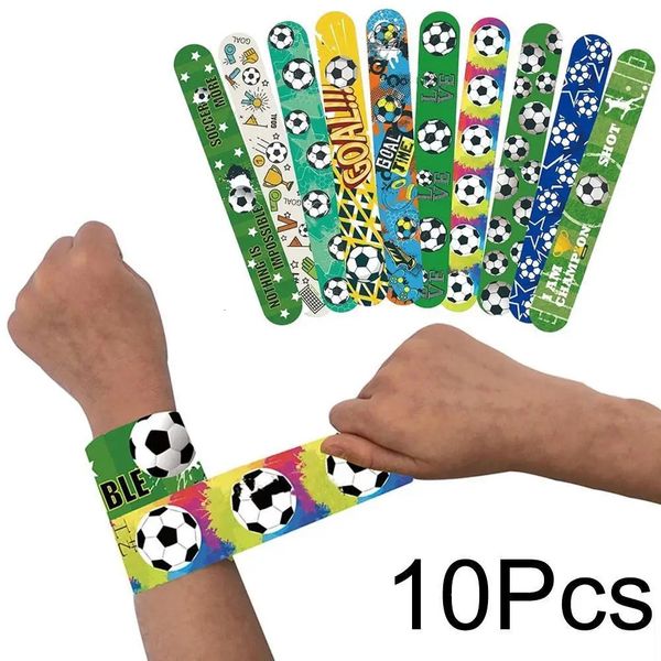 Autres articles de sport 10pcs Football Papa Circle Bracelet SOCCER Décoration Bracelet Football Sports Party Football Boy Joyeux Anniversaire Fournitures de fête 231127