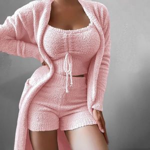 Autres articles de sport 2023 automne hiver femmes pyjamas en peluche ensemble Crop hauts pantalons longs manteau 3 pièces costume Homewear ensembles assortis pyjamas chauds Pjs 230803