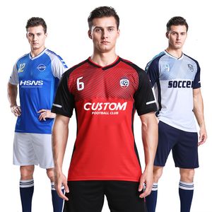 Autres articles de sport en gros personnalisés adultes uniformes de football 100% maillots de football en polyester ensembles de maillots de football respirants pour hommes S103 230620