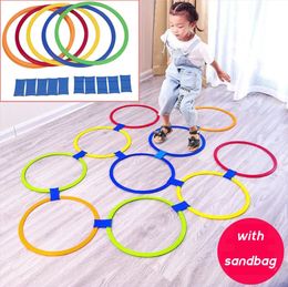Autres jouets 2838cm Sensory Indoor Outdoor Hopscotch Jump Circle Rings Set pour enfants Enfants Jeux de cerveau Sports Entertainment 231017