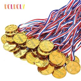 Andere speelgoed 50 PCS Gold Plastic Winnaars Medals Sport Day Party Bag Prize Awards Toys For Kids Party Fun Supplies beloning Outdoor Games Toys 230111