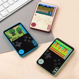 Autres jouets K10 Console de jeu à la main mince avec écran de 2,4 pouces Portable Téléphone magnétique Case enfant Retro Retro Game Toys Childrens Christmas Gifts S245176320