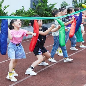 Autres jouets Sacs de boxe pour enfants de la maternelle Sacs de sable Jouer Équipement de formation sensorielle Sports de plein air Jeux d'évitement d'obstacles 231017