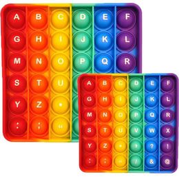 Autres jouets Rainbow Fidget Lettre A-Z Pusting Push Bubble Pression de soulagement de la pression adulte et enfants Numéro d'alphabet