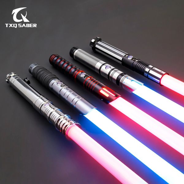 Otros juguetes TXQSABER Sable de luz Neo Pixel RGB Smooth Swing Metal Hilt para duelo pesado 12 Color Force FOC Blaster Espada láser Jedi 231113