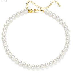 Otra tendencia 4 6 8 10 mm Gargantillas de perlas blancas Collar Cadena de clavícula para mujeres Clásico Elegante Boda Cuello Joyería Amor Colgante RegaloL242313