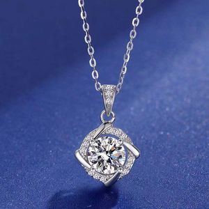Other Trendy 1ct D Color VVS1 Moissanite Windmill Pendant Necklace 925 Sterling Silver GRA Women Birthday GiftOther