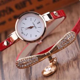 Otros relojes Relojes Moda Casual Reloj de pulsera Mujeres Relogio Cuero Analógico Reloj de cuarzo Mujer Montre Femme P20 231207