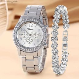 Autres montres 2pcs / Set Femmes Élégant Strass Quartz Analogique Bracelet Bracelet Cadeau Pour Maman Son Y240316