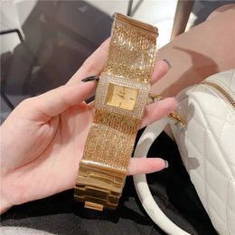 Autres montres Cacaxi Gold Watch pour femmes de luxe femmes montre-bracelet étanche doré femme horloge alliage mode quartz dames A239 231214