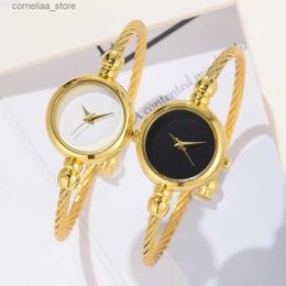 Andere horloges Paarstijl Gouden Sliver Armband Minimalistisch Pols Modieus Stalen band Dames Quartz Merk Casual Dames t Set Y240316