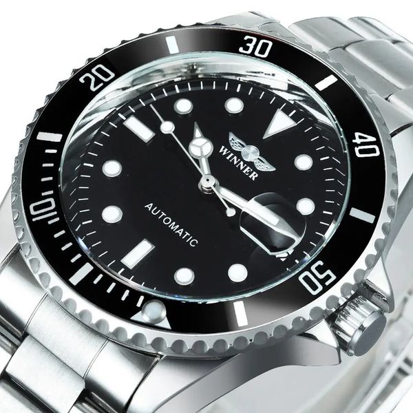 Autres montres Luxury Watch Men Automatic Mécanique Sport Mens Calendrier Lumineux Hands Horloges Horloges Business Steel Strap Gagnant 231219
