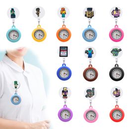 Andere horloges New World Clip Pocket Watche voor verpleegster met Sile Case Clip-On Rapel Hangende verpleegkundigen Kijk intrekbare FOB Quartz broche d otmvc