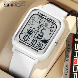 Overige horloges SANDA 2023 Nieuw Top Panda Patroon Vierkant Gradiënt Elektronisch Sport Informeel Buiten Waterdicht Trend Unisex Pols 6120 Y240316