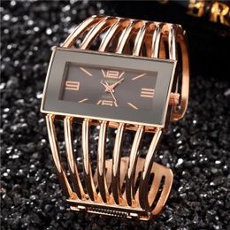 Autres montres UTHAI W27 Montre à quartz de mode haut de gamme pour femmes Bracelet creux pour filles Creative Metal Lady Polyvalent Tendance Montres-bracelets 231018