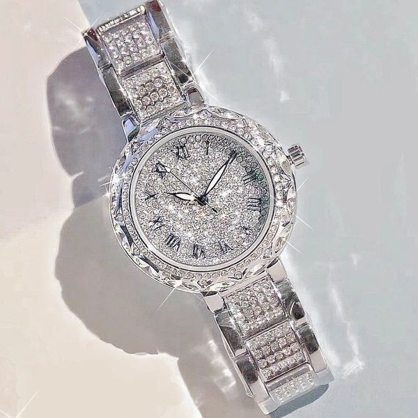 Autres montres Montre femme plein diamant haut de luxe marque quartz acier pour dames punk élégant zircon cristal mode montre-bracelet horloge 231020
