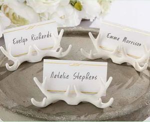 Andere bruiloft zijn voorstanders Creative White Resin Antler Place Card Holder Stoelclip Tabeltaf Decoratie met Cardzz