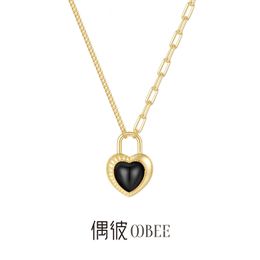 Oubi Oobee, nuevo collar de plata pura para mujer, colgante de ágata negra en forma de corazón versátil personalizado a la moda