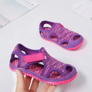 Sandales d'été pour enfants, sandales de plage pour garçons, fond solide, vêtements doux, antidérapants, chaussures pour bébés et tout-petits, chaussures pieds nus, été 2022