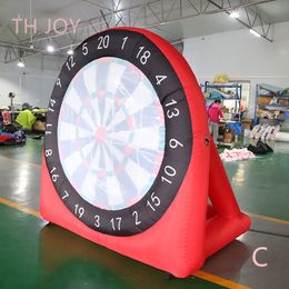 Actividades al aire libre 16.5 pies de altura Big Inflable Soccer Foot Dart Board, juegos inflables de dardo de fútbol barato con 6 bolas adhesivas