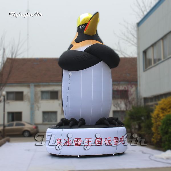 Modelo animal de la mascota del globo inflable del pingüino de la publicidad al aire libre con un sombrero para el evento del parque