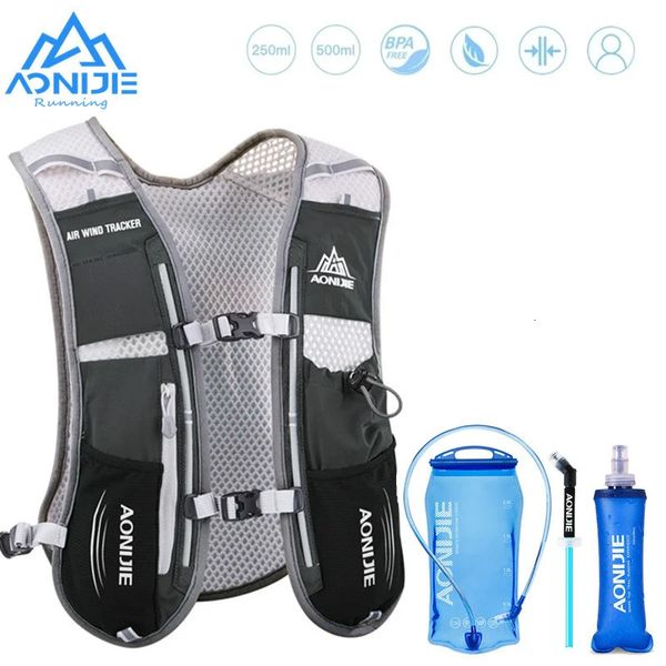 Sacs d'extérieur AONIJIE 5L Sac à dos d'hydratation Sac à dos Gilet Harnais avec vessie d'eau de 1,5 L Flacon souple de 500 ml Randonnée Camping Courir Marathon 231127