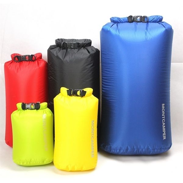 Sacs de plein air Dry 30D Nylon Ultralight Drifting Natation Débris Vêtements Sleeping Storage Étanche Camping Sport 221109