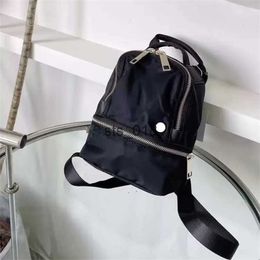 Outdoor Bags LL Mini Simple Solid Color Studenten Campus Buitenzakken Tiener Shoolbag Backpack Koreaanse trend met rugzakken Leisure Travel T230228