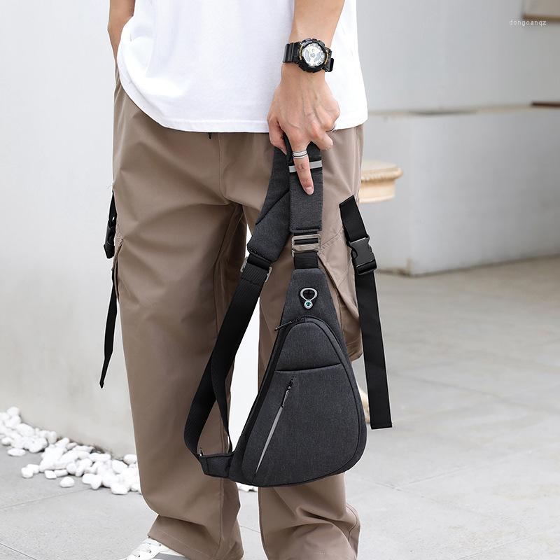 Utomhuspåsar män mode sling påse smal vattentät axel ryggsäck för rese vandring anti-tjuv crossbody chest dagpack personlig ficka