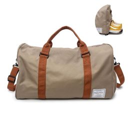 Bolsas al aire libre Gimnasio deportivo para entrenamiento Fitness Viajes Nylon impermeable Deportes Hombres Mujeres Mochilas Mtifuncional Lage Shoder Drop Delive Dhr3U