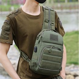Buitenzakken USB Laad schoudertas Leger Molle Sling Chest Backpacks Miltitary Tactical Bag Outdoor Camping Hunting Climbing Fishing Daypack 230504
