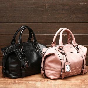 Bolsas al aire libre Yoga Bolsa de fitness Bolso de mujer PU Cuero de alta capacidad Crossbody Travel Duffel Ropa Calidad