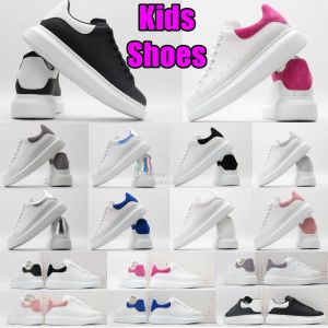 Outdoor Designer Kinderschoenen Peuter schoenleer Lace Up Children Youth Platform Sneakers White Black Boys Girls Veet Suede Casual Infants