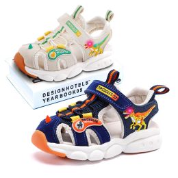 Dinoskulls en plein air illuminent les chaussures d'été pour bébés garçons LED sandales de plage de sport enfants découpés baskets pour enfants en cuir vêtements de pied pour tout-petits