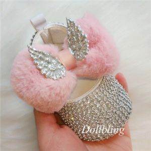 Outdoor Dollbling Roze Pluizige Silver Wing Baby Schoenen 1e Verjaardag Shabby Rose Flower Unieke Aandenkens Pasgeboren Cadeau Fotografie Schoenen